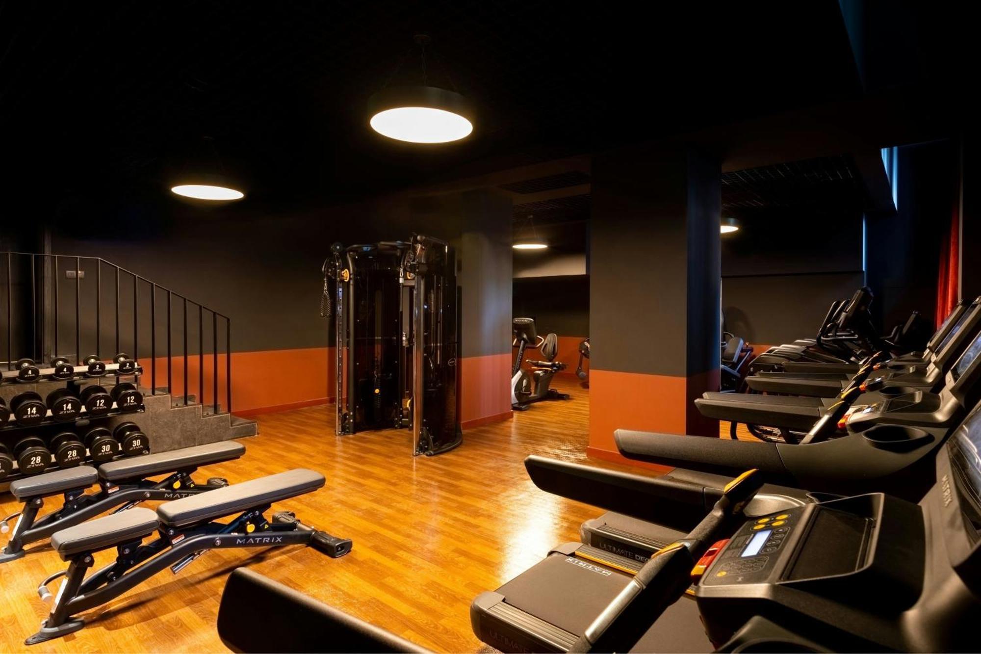 The Marmorosch Bucharest, Autograph Collection Hotel Eksteriør billede The gym at the hotel