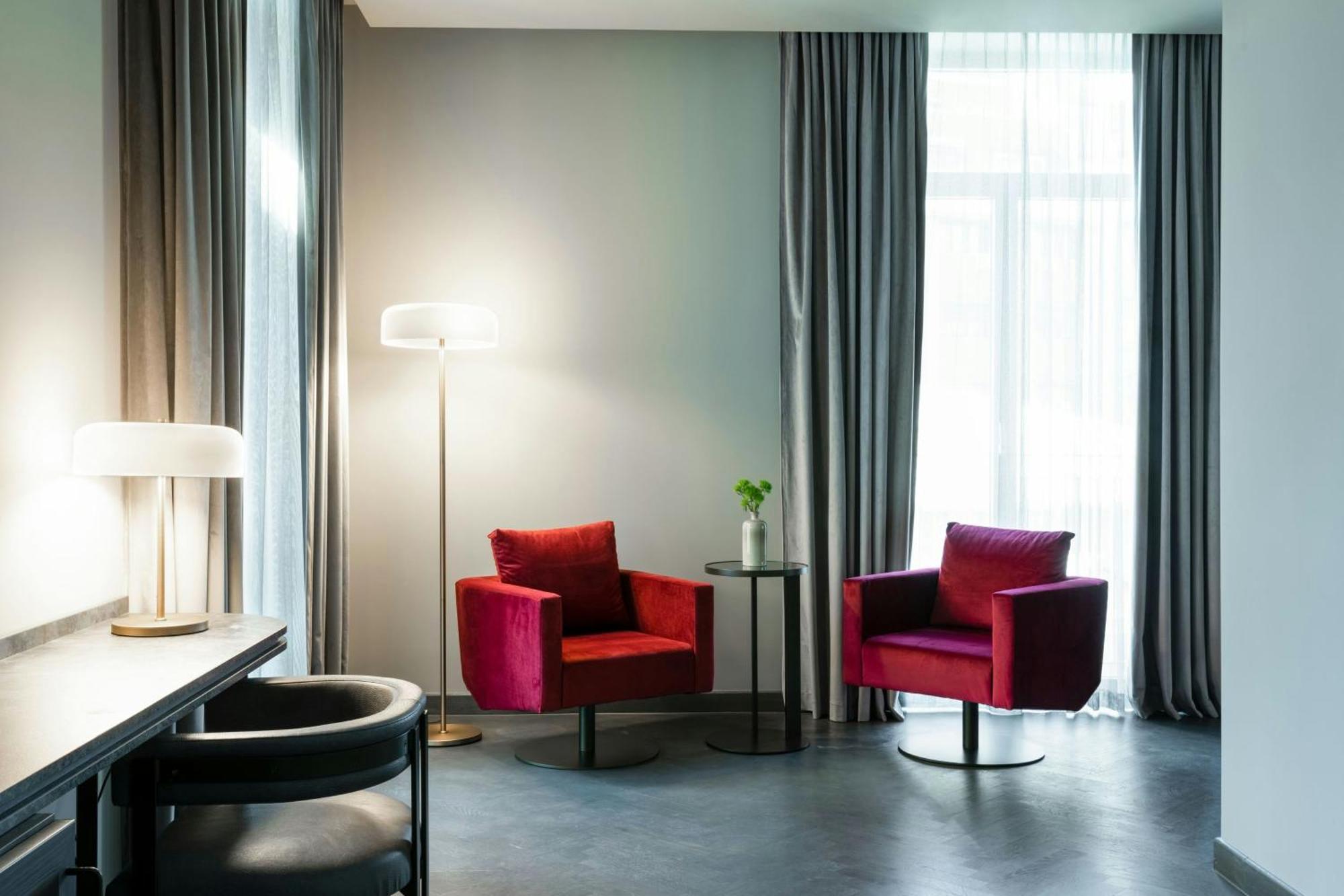 The Marmorosch Bucharest, Autograph Collection Hotel Eksteriør billede A room at the hotel