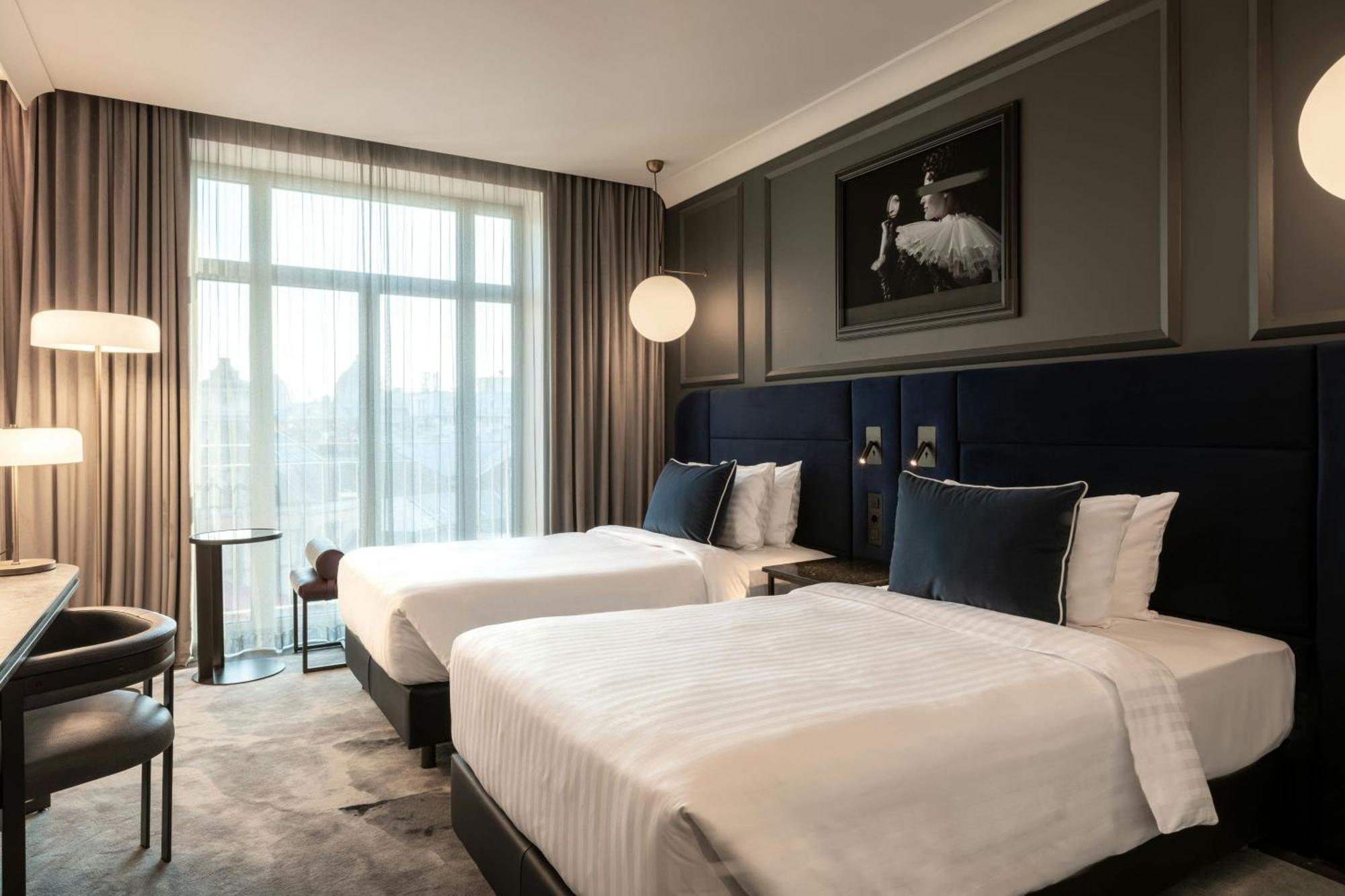 The Marmorosch Bucharest, Autograph Collection Hotel Eksteriør billede Deluxe Room